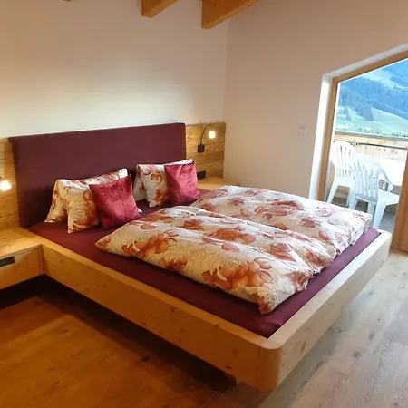 Dorfberg Inn *