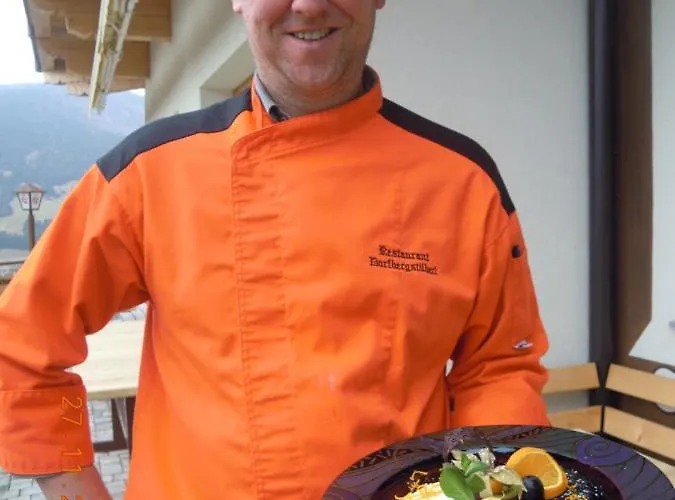 אורחן Dorfberg *