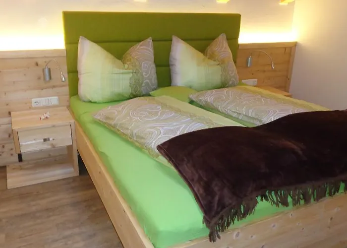 Dorfberg קארטיץ'