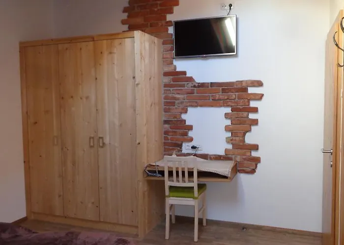 אורחן Dorfberg קארטיץ'