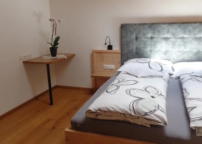 Dorfberg * קארטיץ'