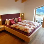 Dorfberg Inn *