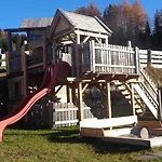 Dorfberg Inn *